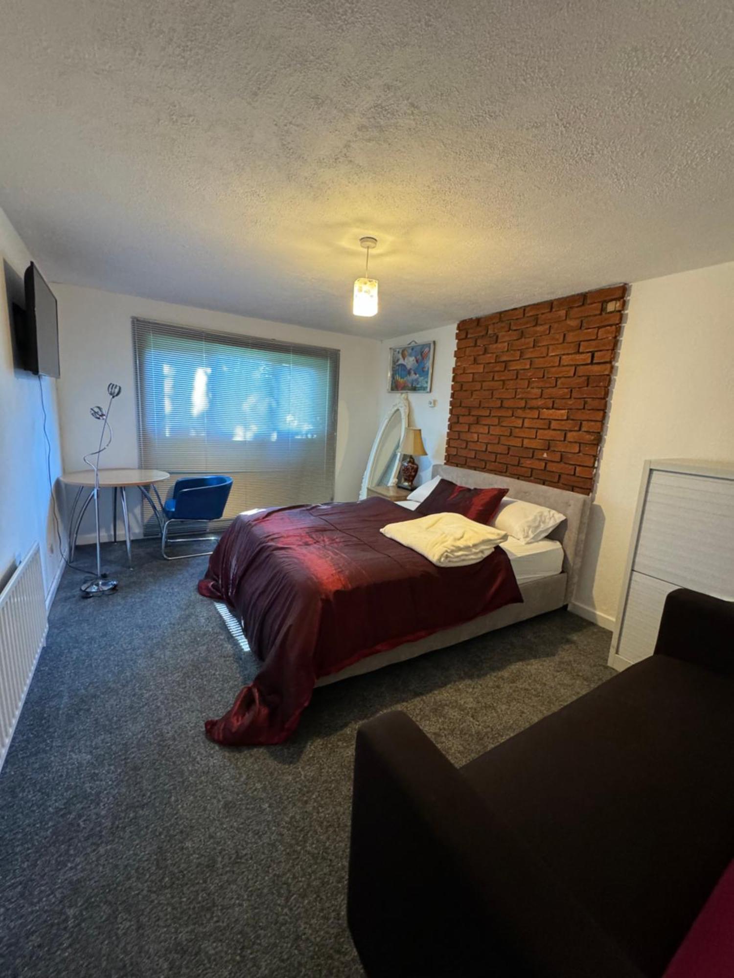 נוטינגהאם Transformative Housing Lismore Close מראה חיצוני תמונה